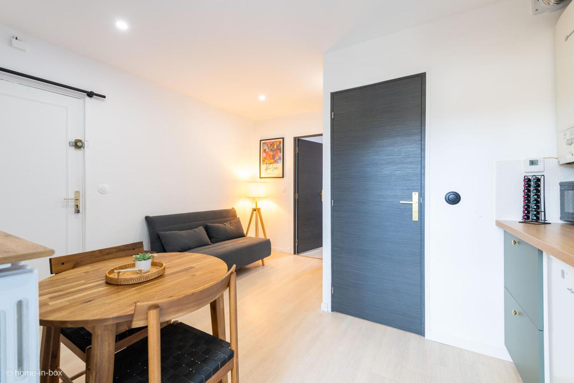 Nid Douillet Entre Paris Et Disney Vaires-sur-Marne ภายนอก รูปภาพ